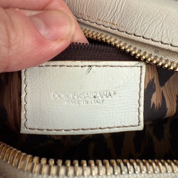 Vintage Dolce & Gabbana long east west leather bag with lock and keys - Picture 8 of 14